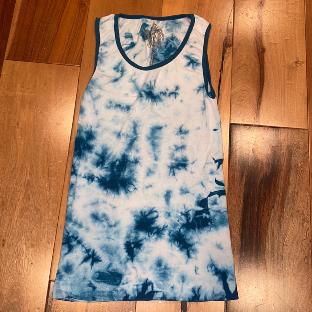 NWOT- SUGARLIPS ONE SIZE FITS MOST TIE DYE STRETCHY TANK TOP